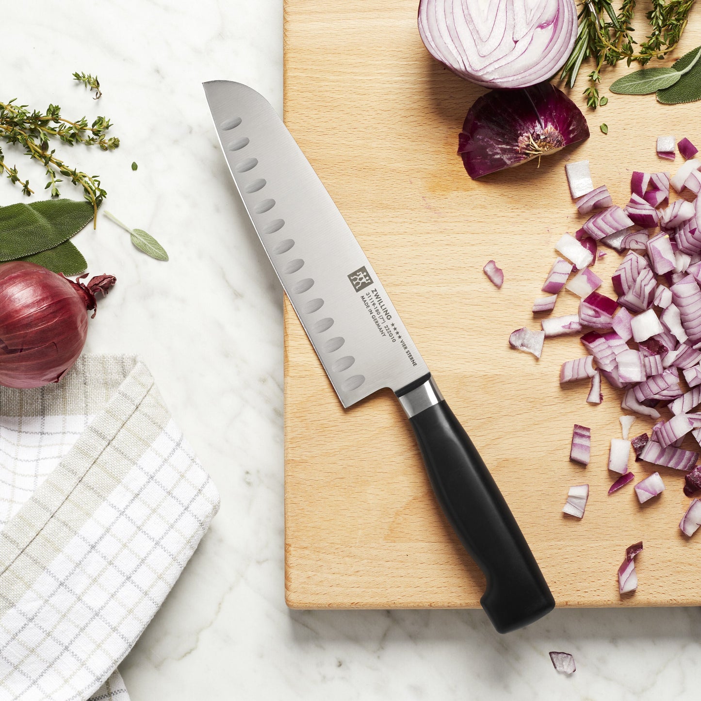 ZWILLING **** Four Star 7 inch Santoku