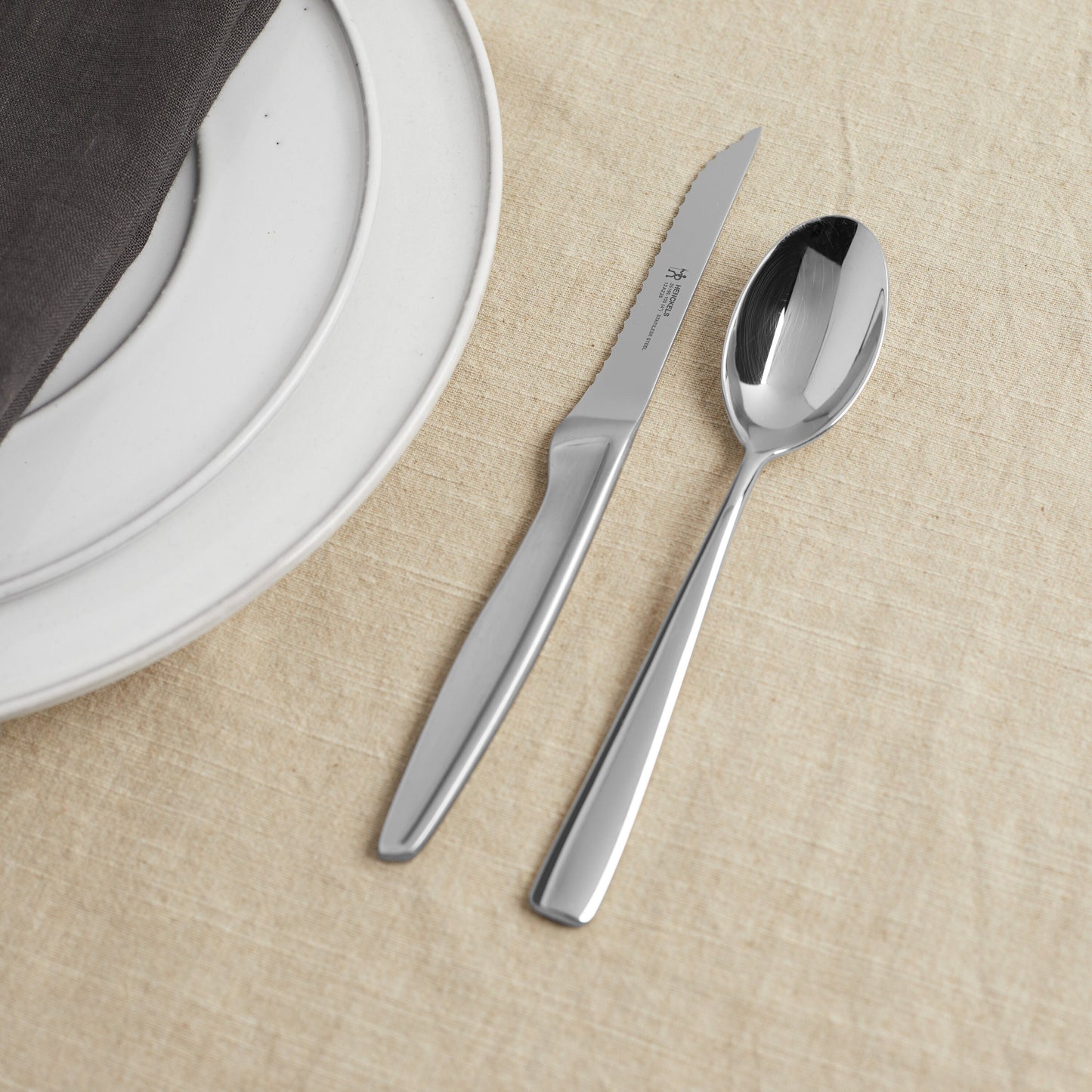 HENCKELS 4 Piece Steak Set