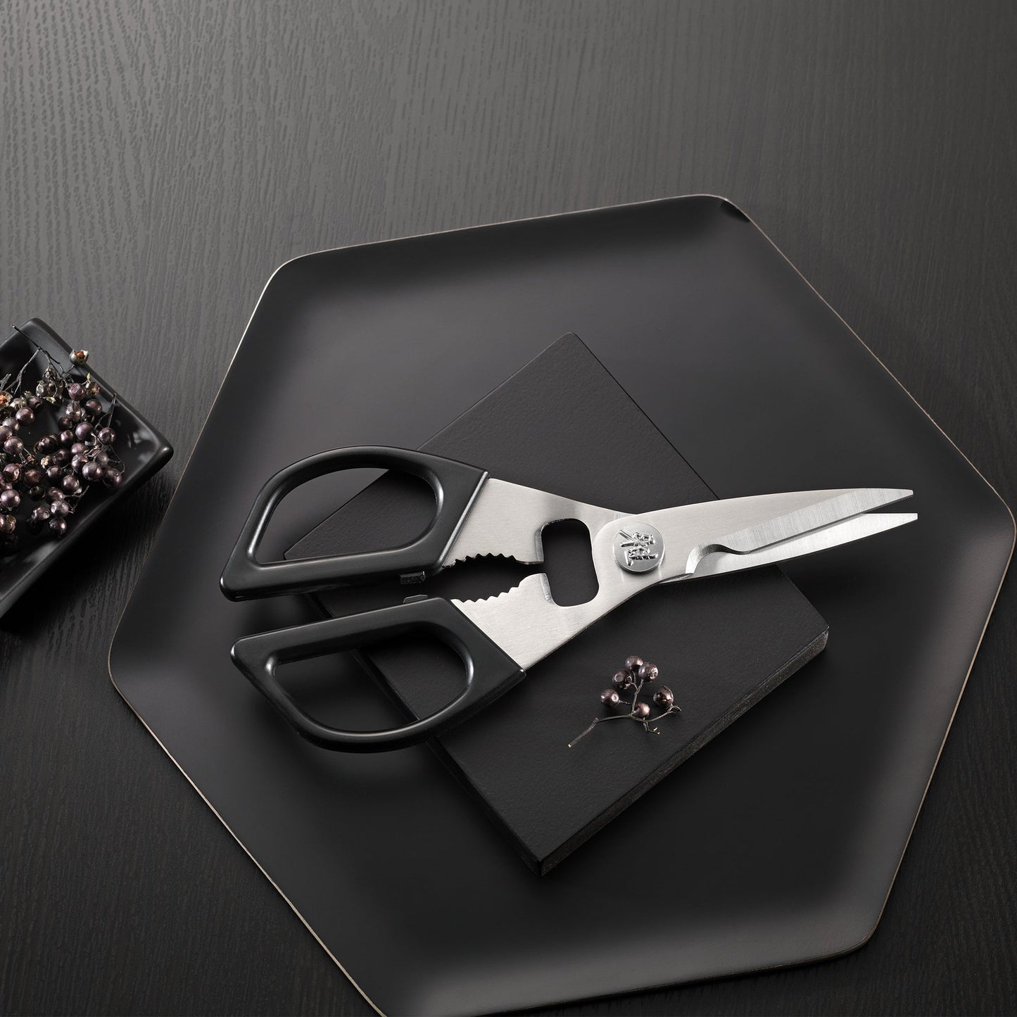 MIYABI 22 cm, Kitchen Shears, Black