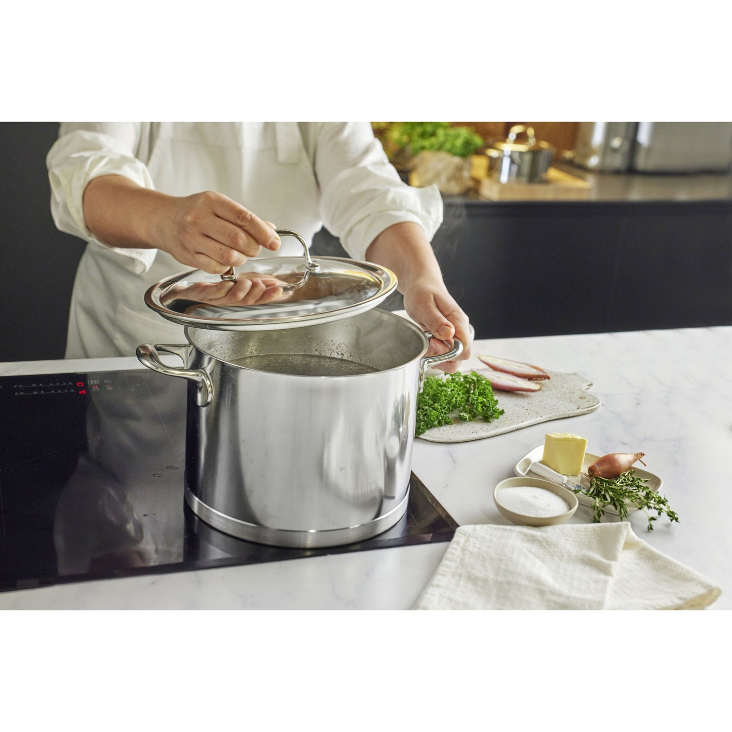 DEMEYERE Atlantis 7 8 L 18/10 Stainless Steel Stock Pot With Lid