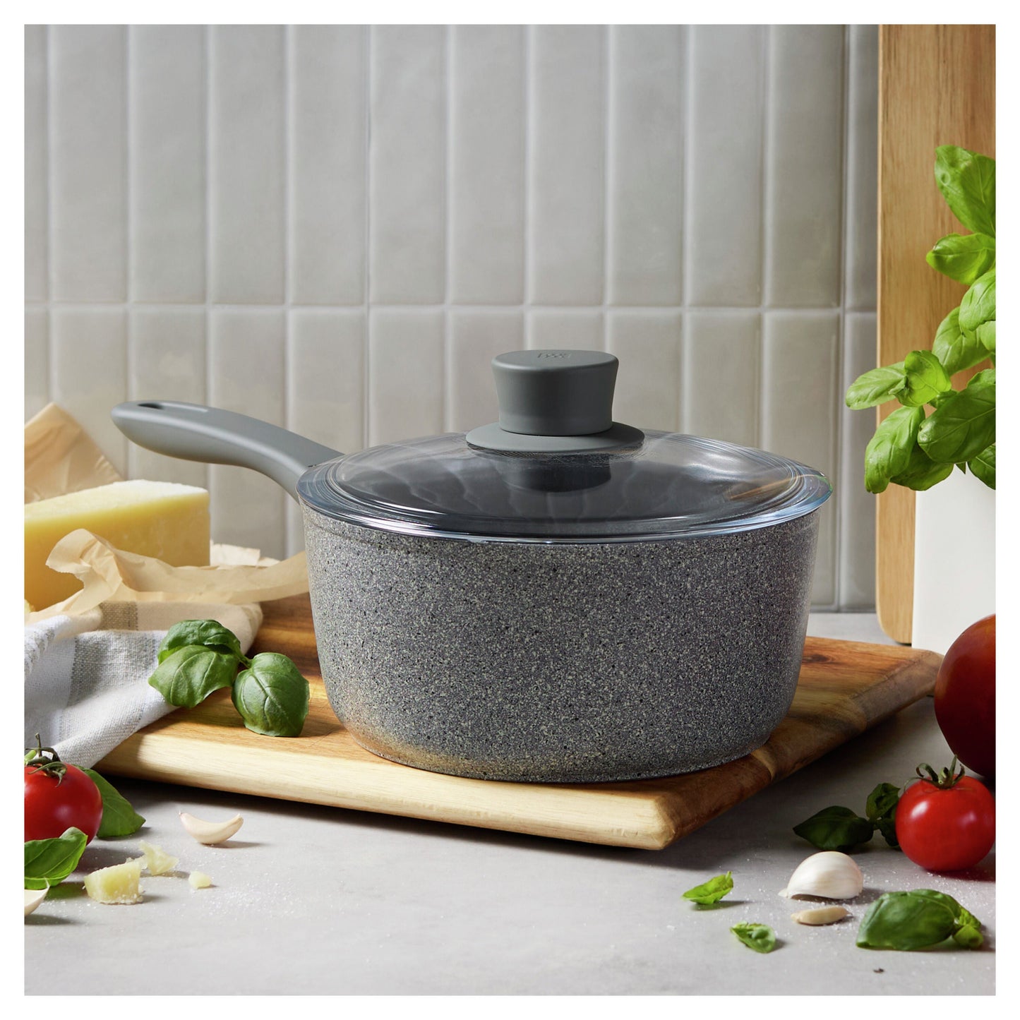 ZWILLING Parma Plus Ceramic 2.75 L Aluminum Round Sauce Pan With Lid, Grey